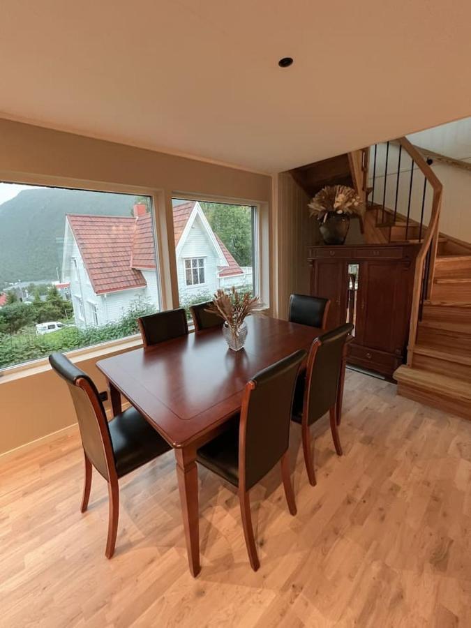 Tromso Arctic Villa With Free Parking ภายนอก รูปภาพ